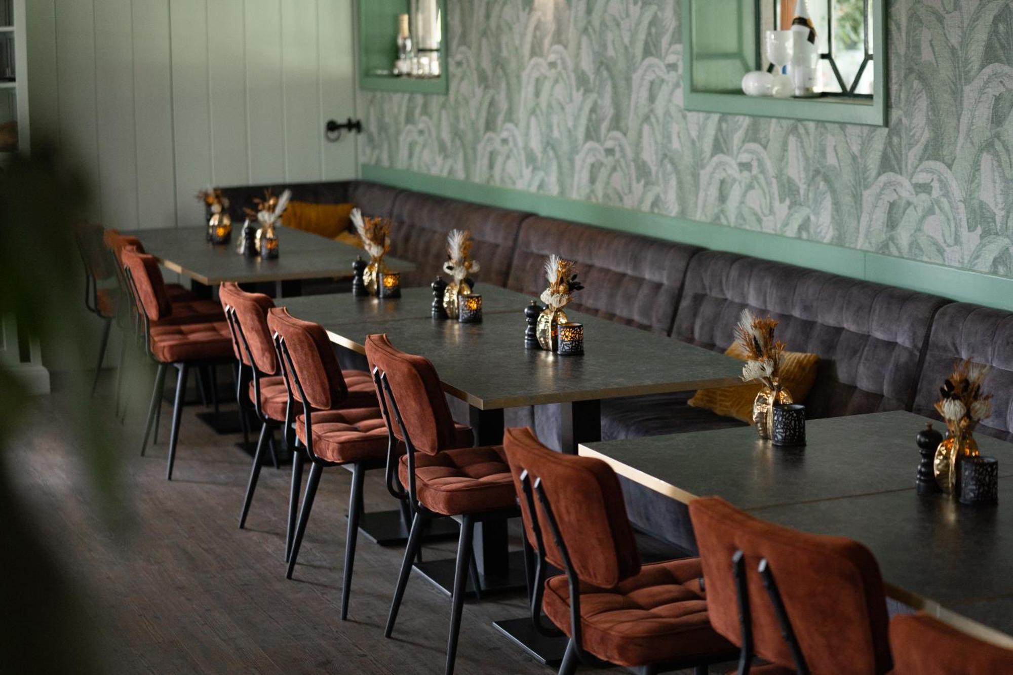 Hotel - Restaurant Hoeve Kromwijk ズーテメール エクステリア 写真