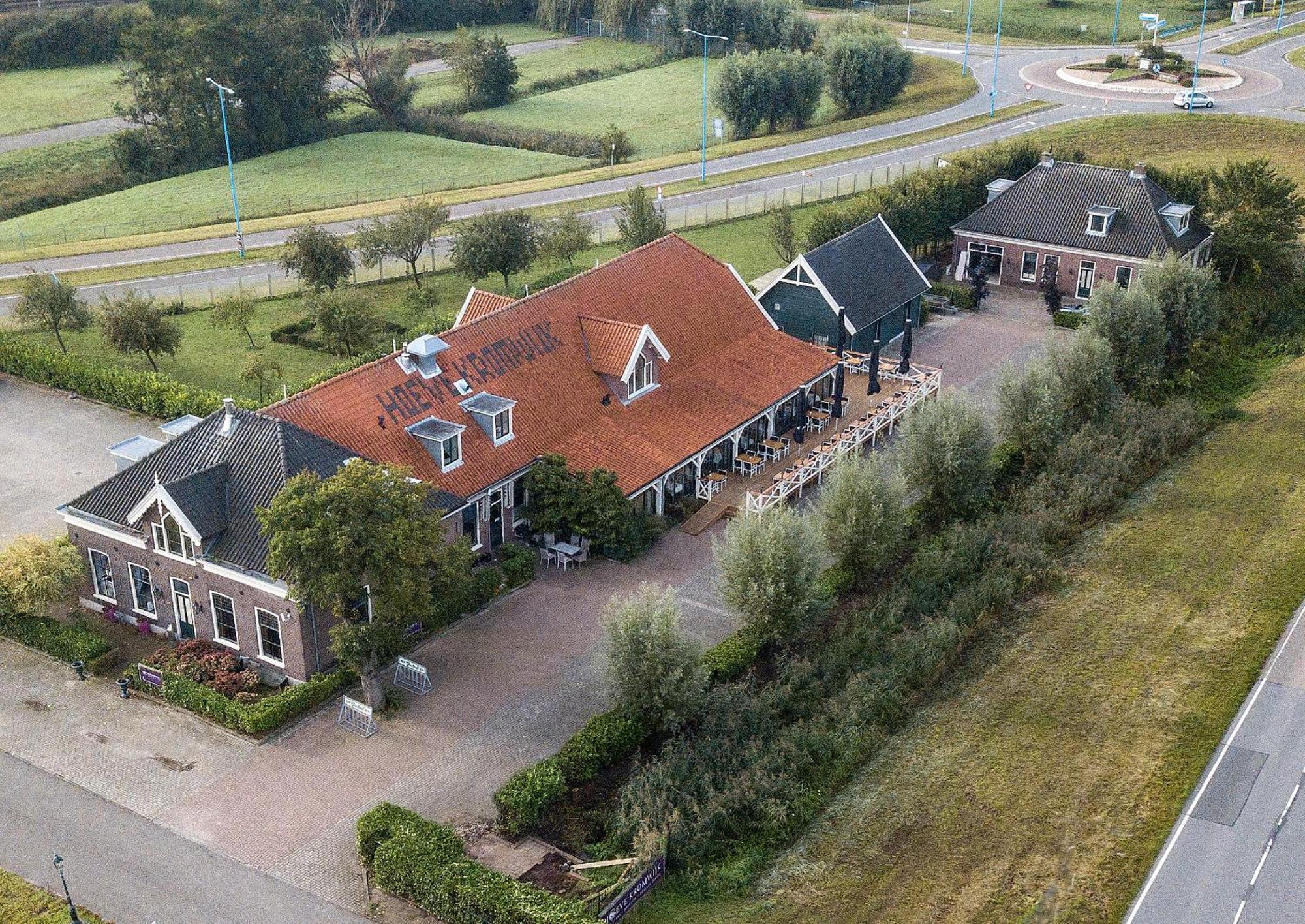 Hotel - Restaurant Hoeve Kromwijk ズーテメール エクステリア 写真